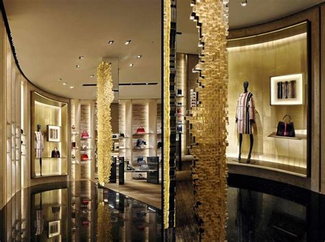 negozi borse fendi milano|Boutique FENDI Milano Montenapoleone Italia .